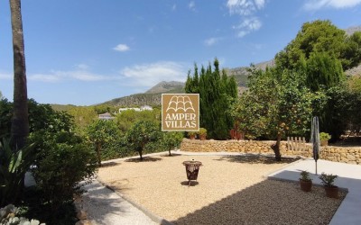 Villa exclusive, offrant privacité et cadre naturel.
